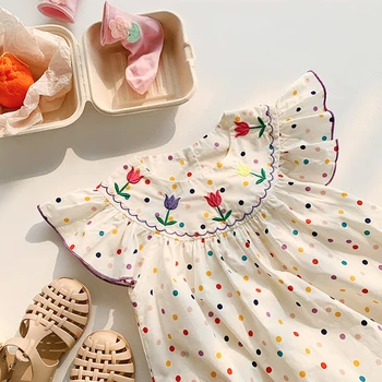 Летнее яркое платье в горошек для девочек с цветочной вышивкой Тюльпан, платье принцессы с рюшами в Корейском стиле и рукавами-флайерами для детей от 1 до 8 лет