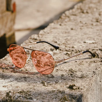 Классические солнцезащитные очки-пилоты в золотой металлической оправе, мужские и Женские солнцезащитные очки в ретро-дизайне, для вождения на открытом воздухе, Маленькие Квадратные полигональные очки UV400