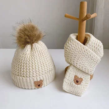 Осенне-зимняя детская шапка, шарф, комплект из двух предметов, зимний теплый флис, для мальчиков и девочек, шерстяная шапка с медведем, шейный платок