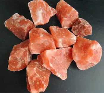 Кусок натуральной розовой гималайской каменной соли для украшения своими руками