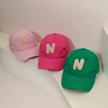 Новая однотонная бейсболка с буквами для маленьких мальчиков и девочек, корейская кепка с козырьком, весенне-летние детские солнцезащитные шляпы с козырьком от 1 до 6 лет
